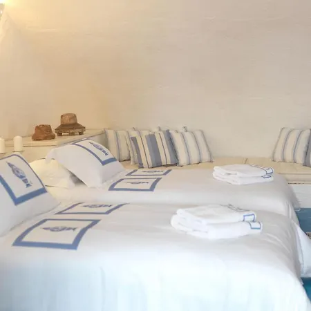 Gorgeous Santorini | 2 Bedrooms | Illumi | Spacious Terrace With Courtyard Views | Villa *