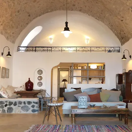 Gorgeous Santorini | 2 Bedrooms | Illumi | Spacious Terrace With Courtyard Views | Exo Gonia